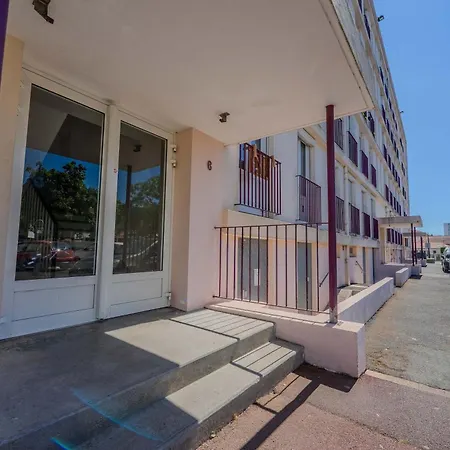 Appartamento 90m - Sleeps 6 - Balcony - Free Parking - Walk To Centre La Rochelle (Charente-Maritime)